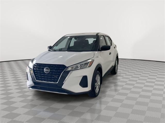 new 2025 Nissan Kicks car, priced at $21,949