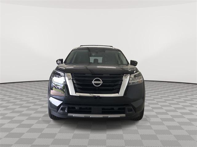 new 2024 Nissan Pathfinder car, priced at $47,682