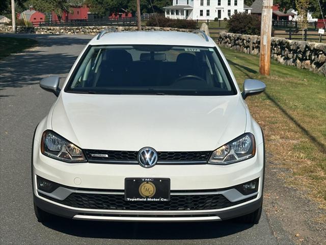 used 2017 Volkswagen Golf Alltrack car, priced at $15,998