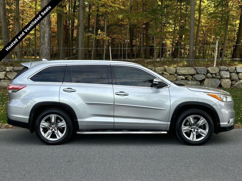 used 2016 Toyota Highlander car, priced at $19,995