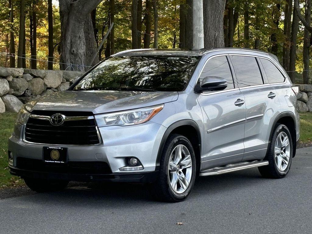 used 2016 Toyota Highlander car, priced at $19,995