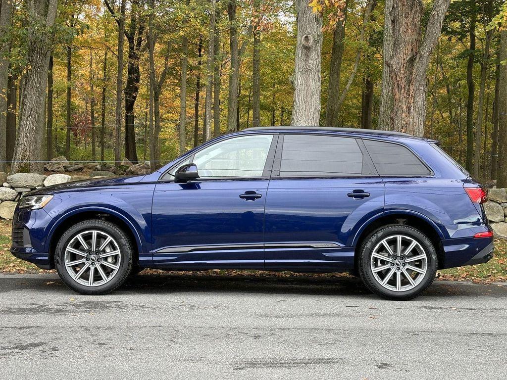 used 2022 Audi Q7 car, priced at $41,495