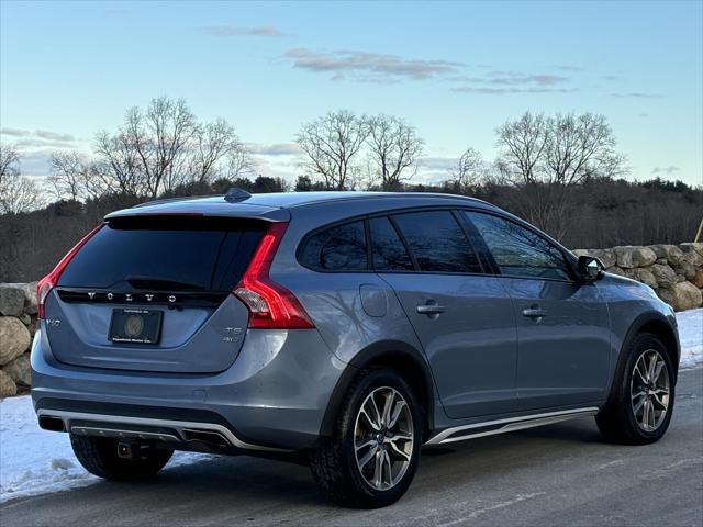 used 2018 Volvo V60 Cross Country car, priced at $16,997