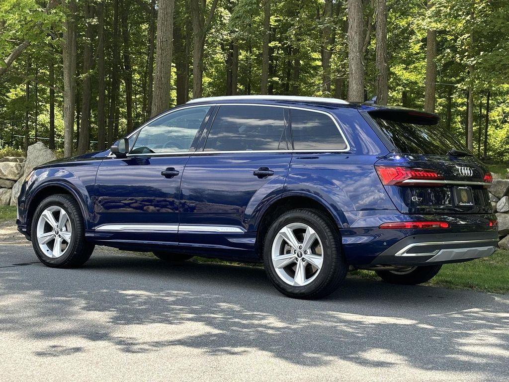 used 2022 Audi Q7 car, priced at $39,995