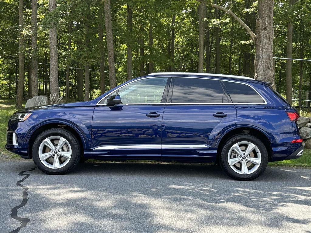 used 2022 Audi Q7 car, priced at $39,995
