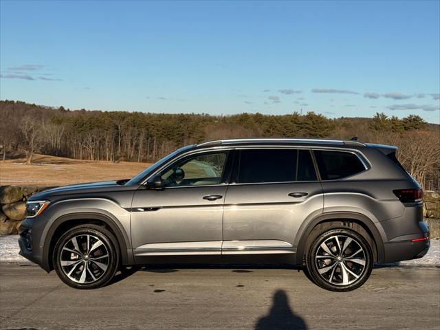 used 2024 Volkswagen Atlas car, priced at $40,667