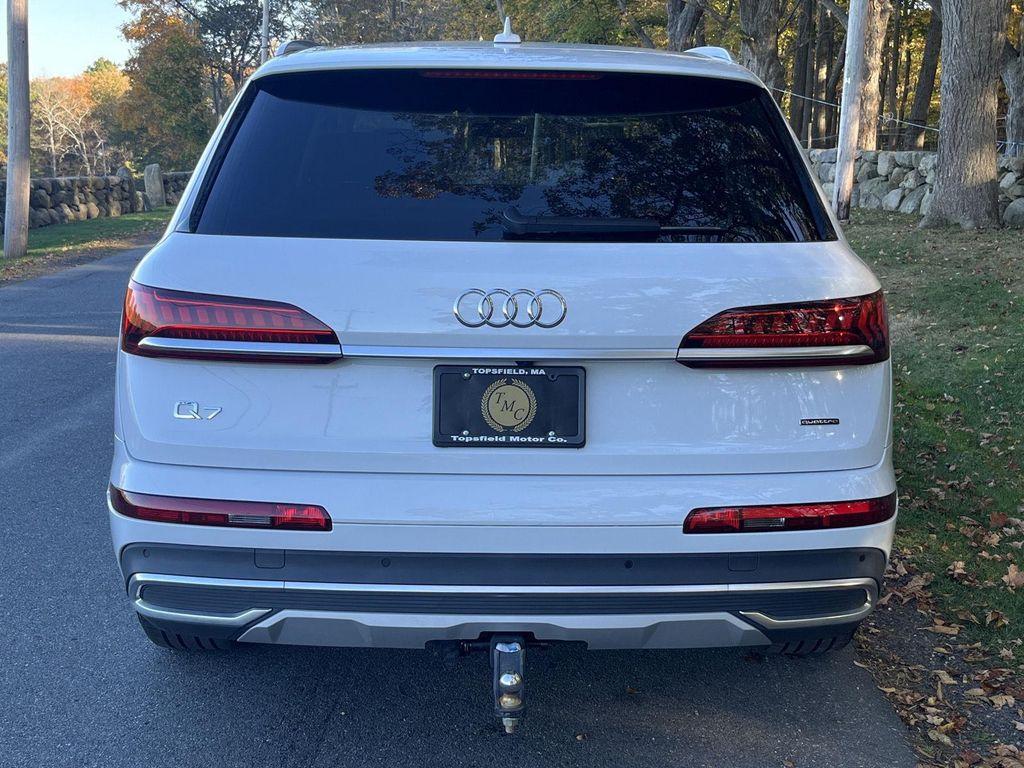 used 2024 Audi Q7 car, priced at $45,995