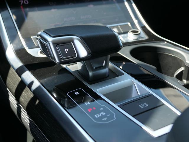 used 2024 Audi Q7 car, priced at $45,500