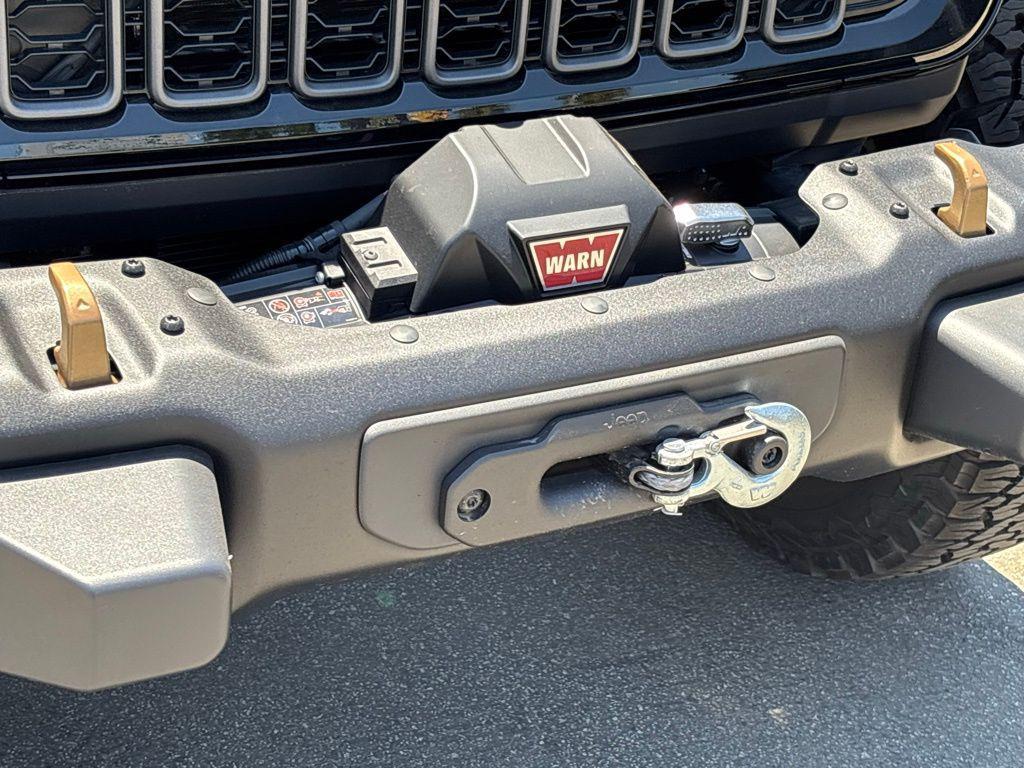 new 2025 Jeep Wrangler car, priced at $100,185