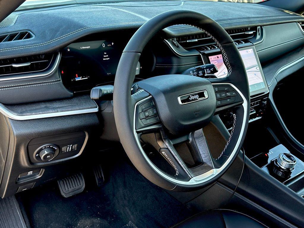 new 2025 Jeep Grand Cherokee car, priced at $46,869