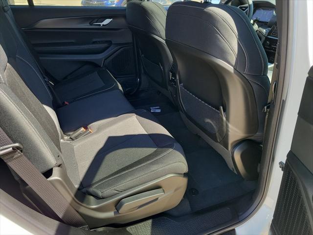 new 2025 Jeep Grand Cherokee L car, priced at $39,897