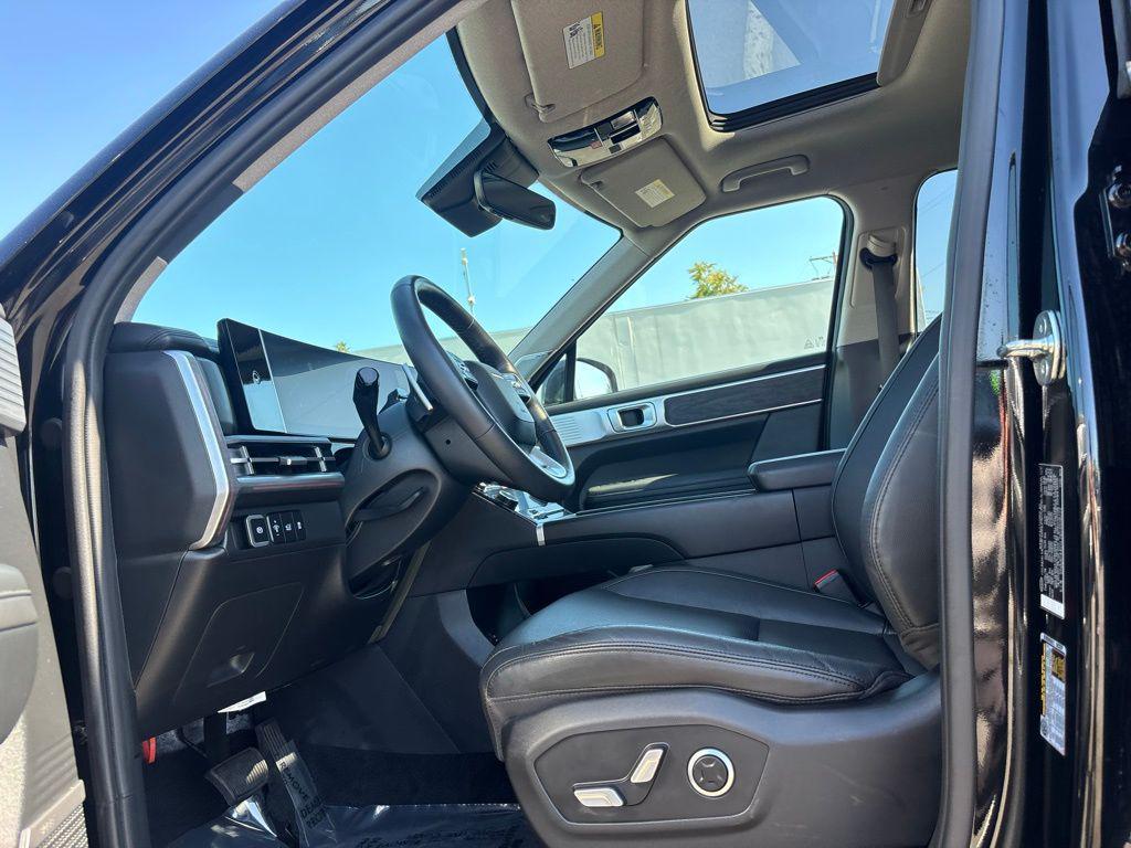 used 2024 Hyundai Santa Fe car, priced at $33,000