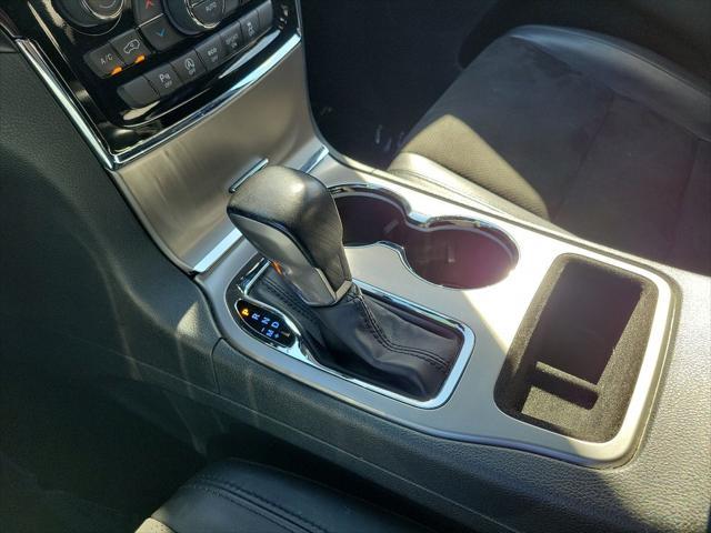 used 2022 Jeep Grand Cherokee car, priced at $28,000