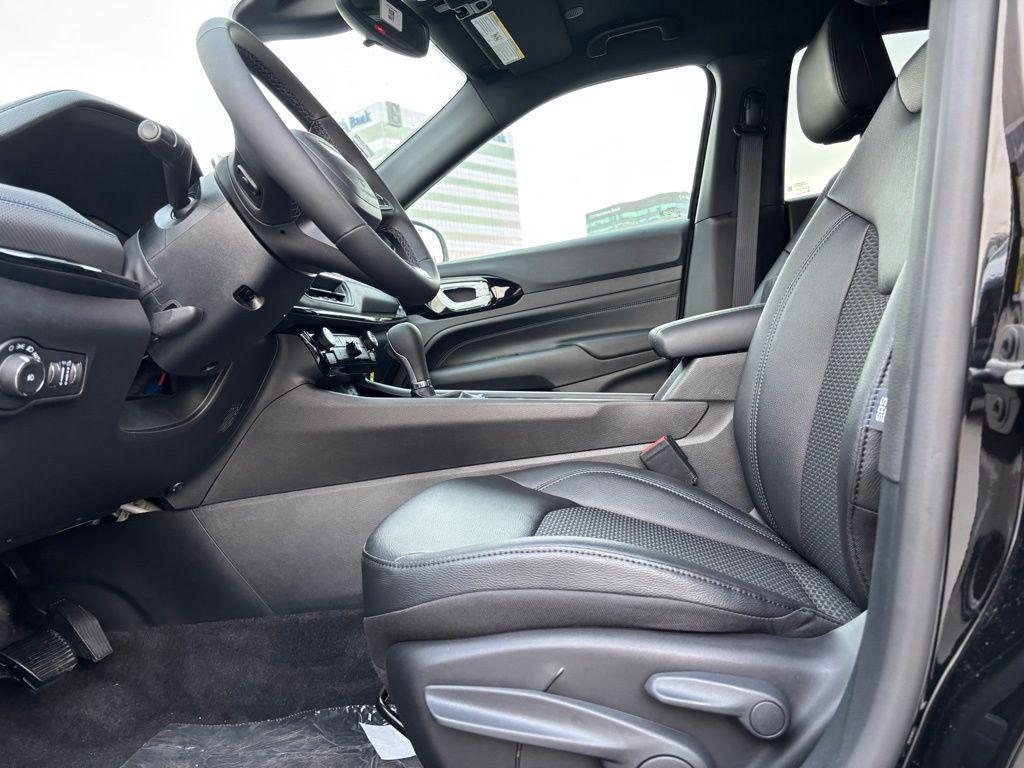 new 2026 Jeep Compass car, priced at $33,410