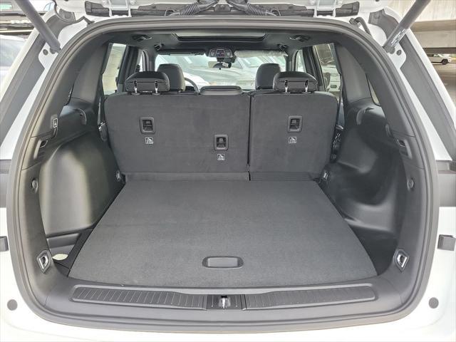 new 2025 Jeep Grand Cherokee car, priced at $46,944