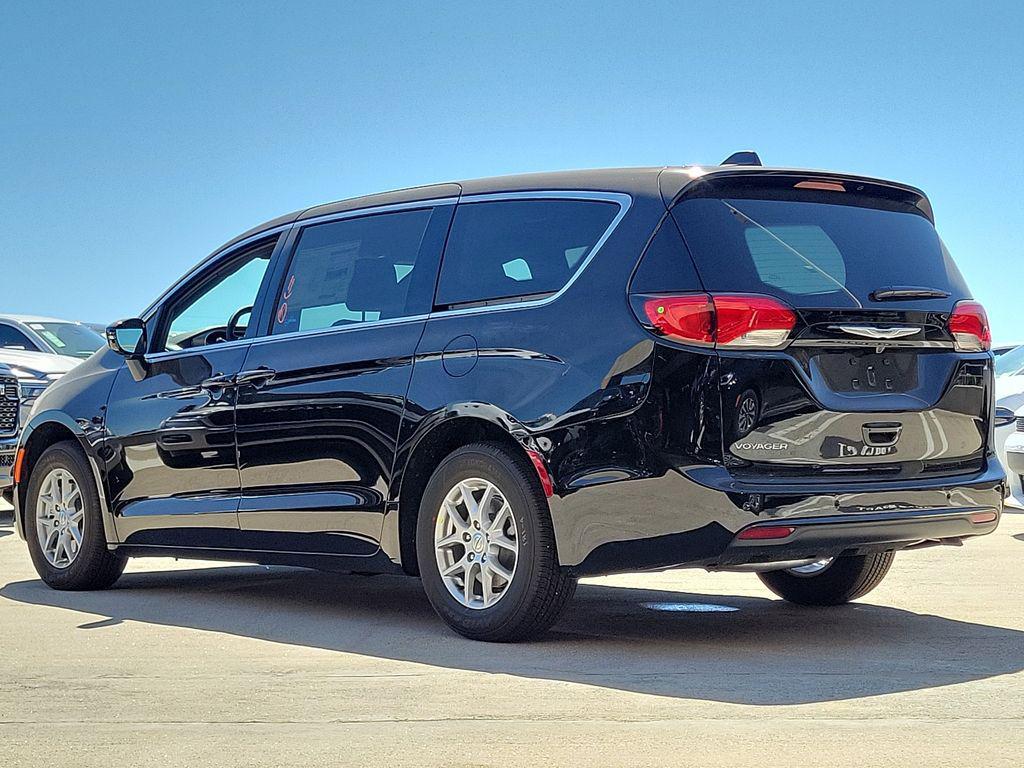 new 2025 Chrysler Voyager car, priced at $33,604