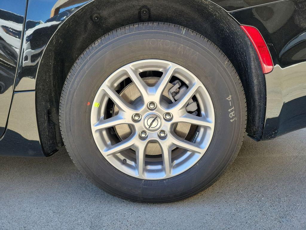 new 2025 Chrysler Voyager car, priced at $33,604