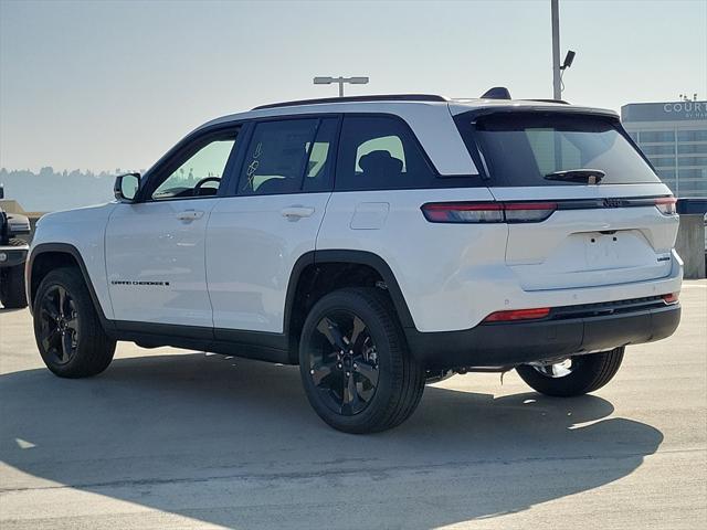 new 2025 Jeep Grand Cherokee car, priced at $44,977