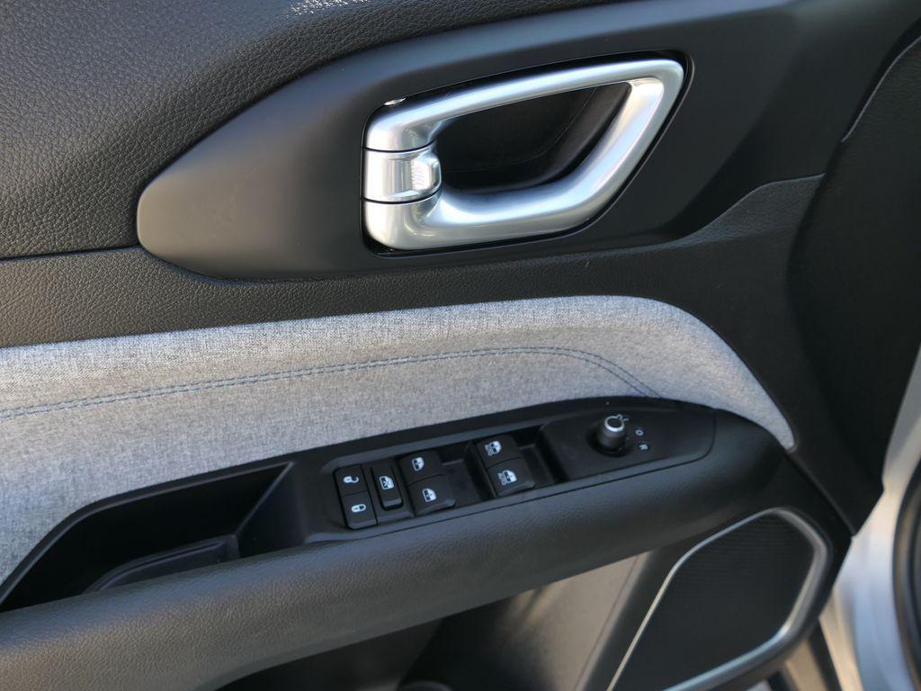 used 2022 Jeep Compass car, priced at $20,500