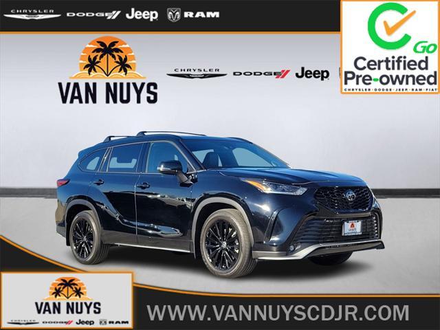 used 2023 Toyota Highlander car, priced at $43,500