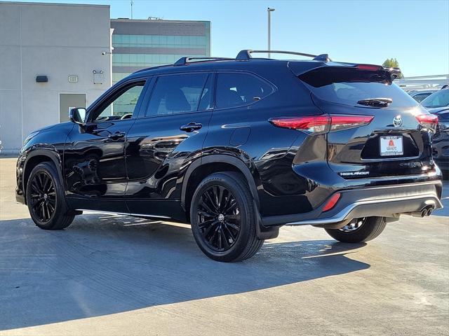 used 2023 Toyota Highlander car, priced at $43,500