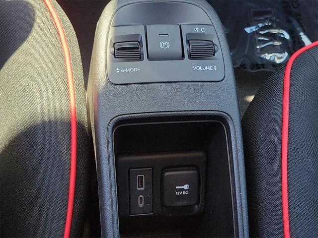new 2024 FIAT 500e car, priced at $33,072
