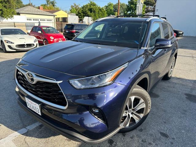 used 2023 Toyota Highlander car, priced at $37,750