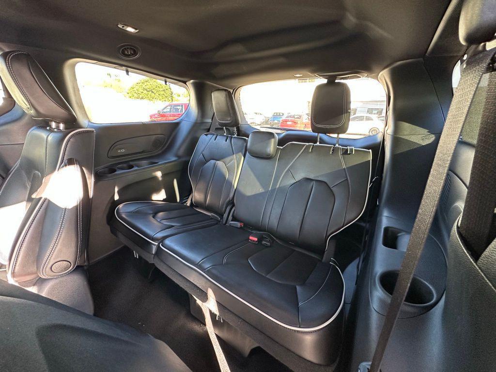 used 2023 Chrysler Pacifica Hybrid car, priced at $34,500