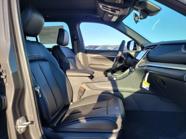new 2025 Jeep Grand Cherokee car, priced at $49,630