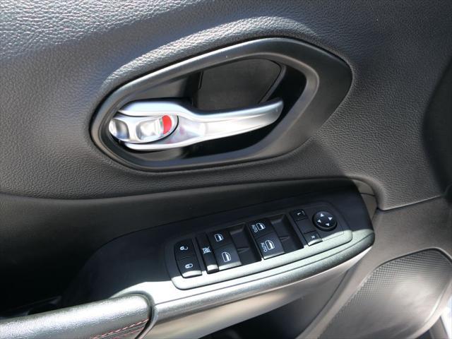 used 2022 Jeep Cherokee car, priced at $23,750