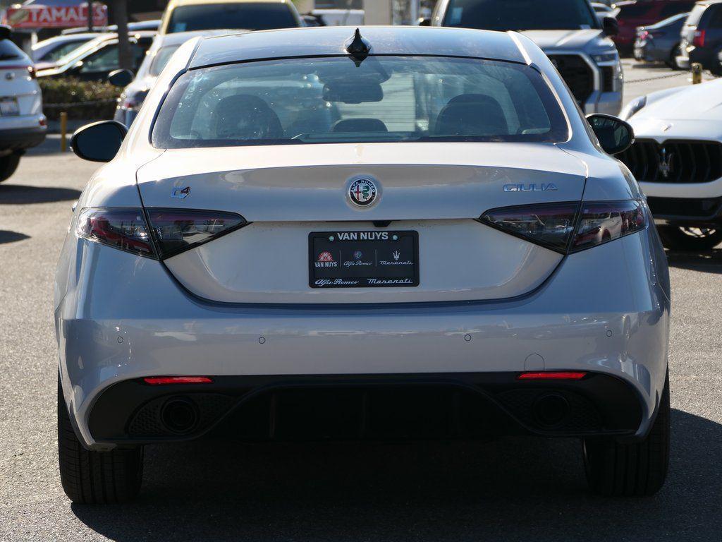 new 2025 Alfa Romeo Giulia car