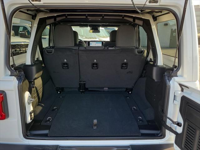 new 2025 Jeep Wrangler car, priced at $46,782