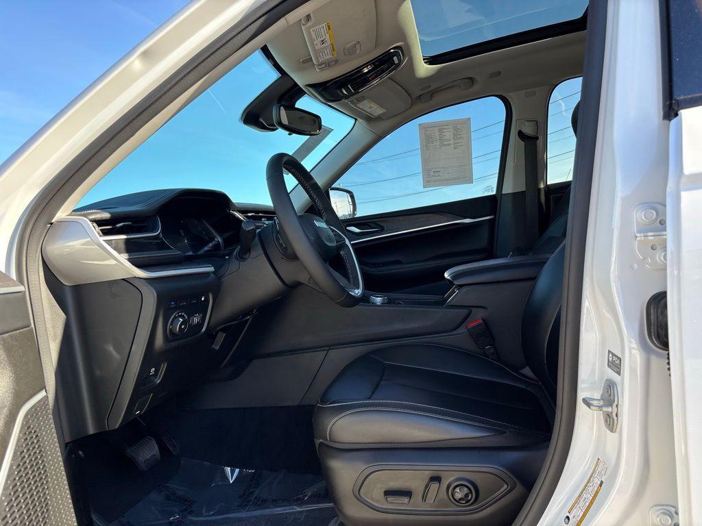 used 2023 Jeep Grand Cherokee 4xe car, priced at $29,500