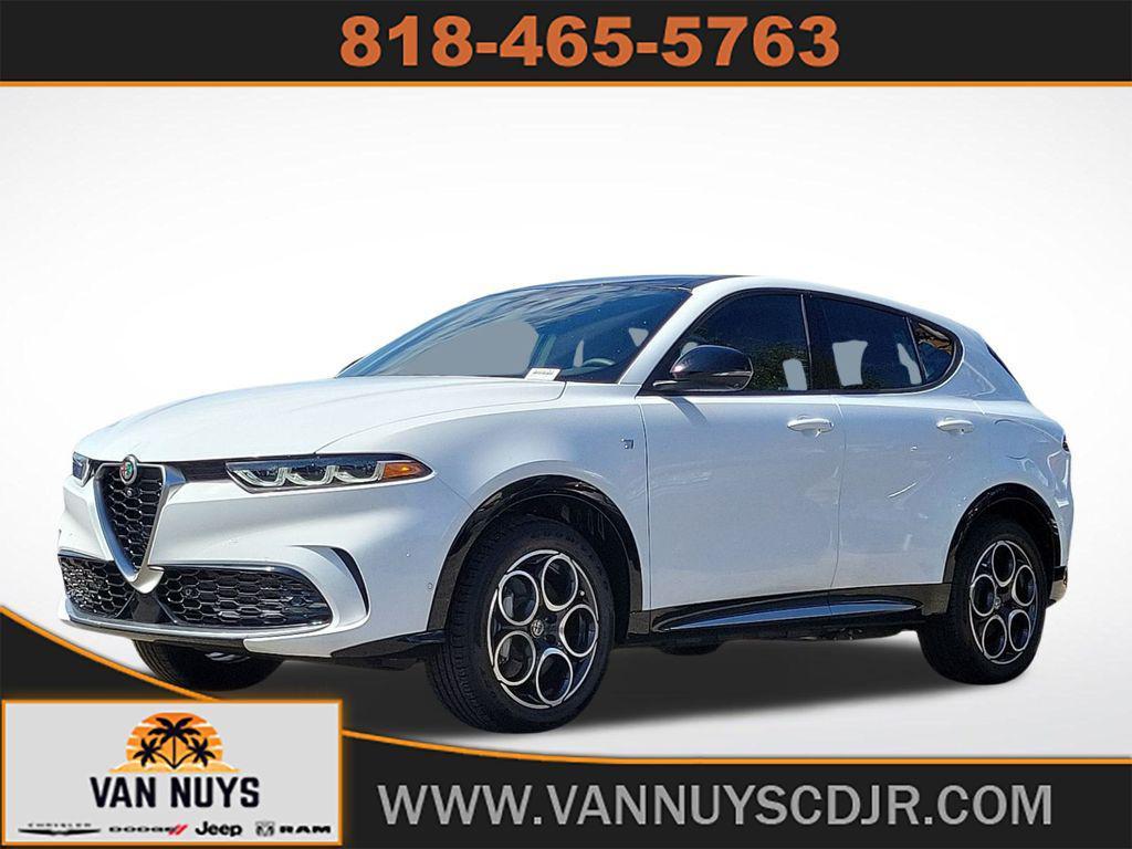 new 2024 Alfa Romeo Tonale car, priced at $50,336