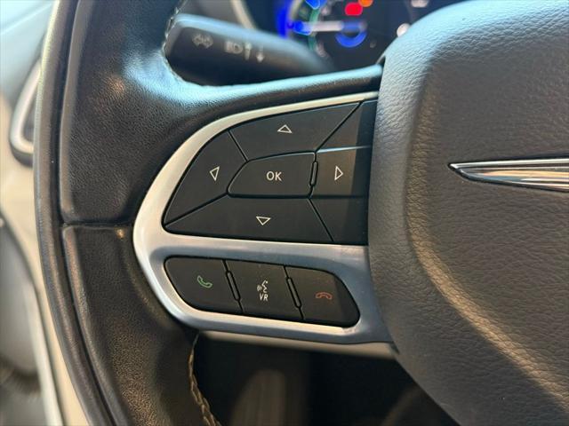 used 2022 Chrysler Pacifica Hybrid car, priced at $25,500