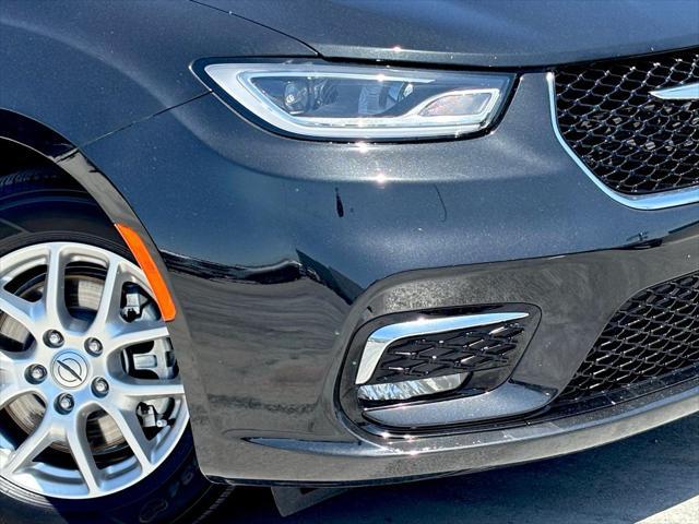 used 2024 Chrysler Pacifica car, priced at $31,000