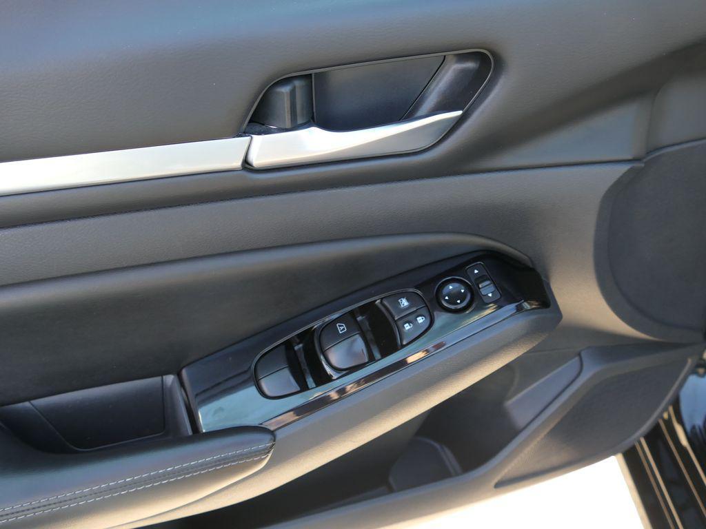 used 2023 Nissan Altima car, priced at $17,000