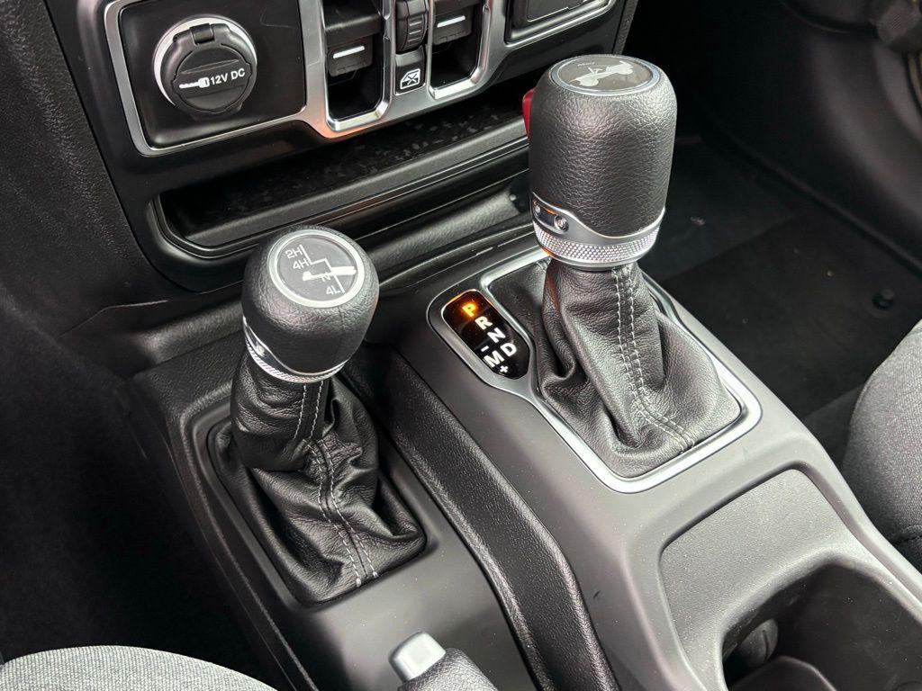 new 2025 Jeep Wrangler car, priced at $42,956
