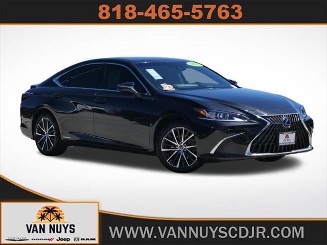 used 2022 Lexus ES 300h car, priced at $32,000