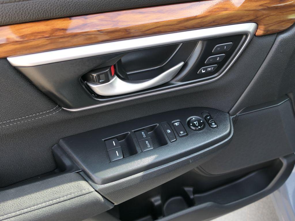 used 2021 Honda CR-V Hybrid car, priced at $23,000