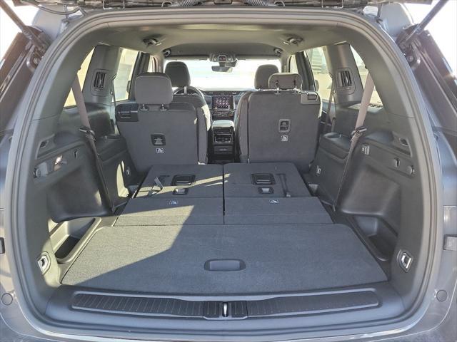 new 2025 Jeep Grand Cherokee L car, priced at $38,111