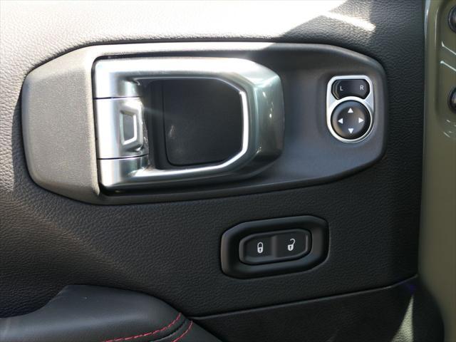 new 2025 Jeep Wrangler car, priced at $60,544