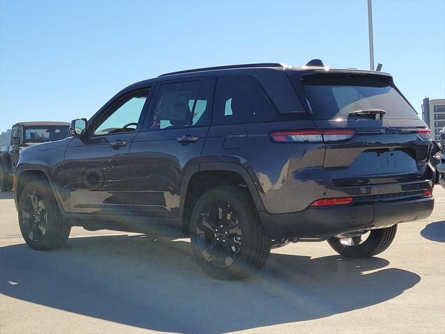 new 2025 Jeep Grand Cherokee car, priced at $45,727