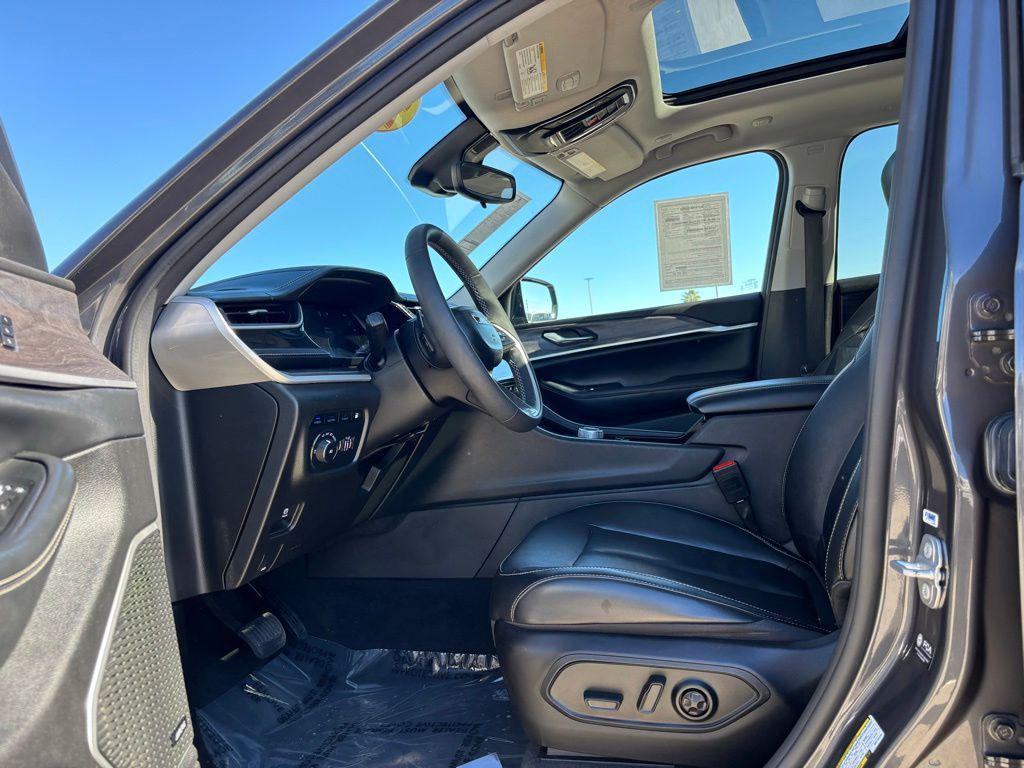 used 2022 Jeep Grand Cherokee 4xe car, priced at $27,750