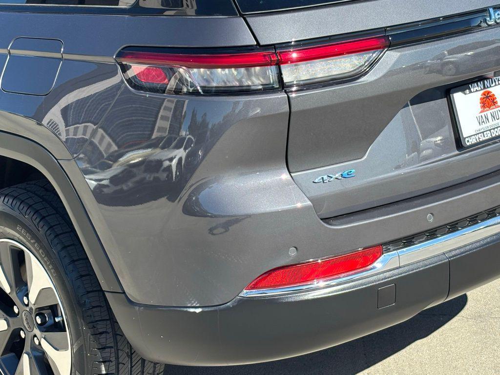 used 2022 Jeep Grand Cherokee 4xe car, priced at $27,750