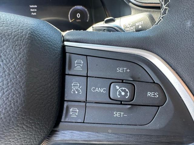 used 2023 Jeep Grand Cherokee car, priced at $31,000