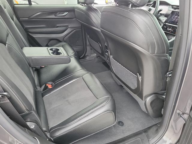 used 2024 Jeep Grand Cherokee car, priced at $40,250