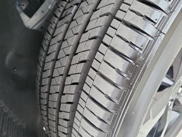 used 2024 Jeep Grand Cherokee car, priced at $40,250