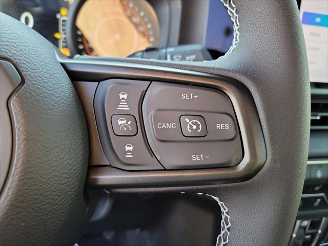new 2025 Jeep Wrangler car, priced at $47,347