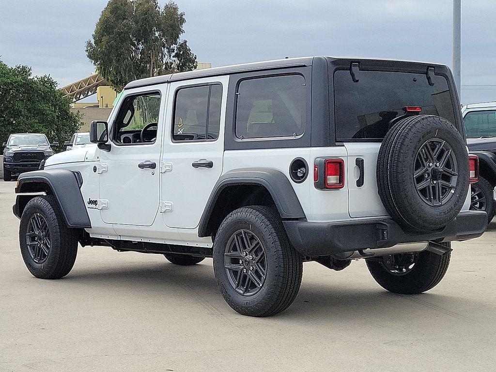 new 2025 Jeep Wrangler car, priced at $42,385